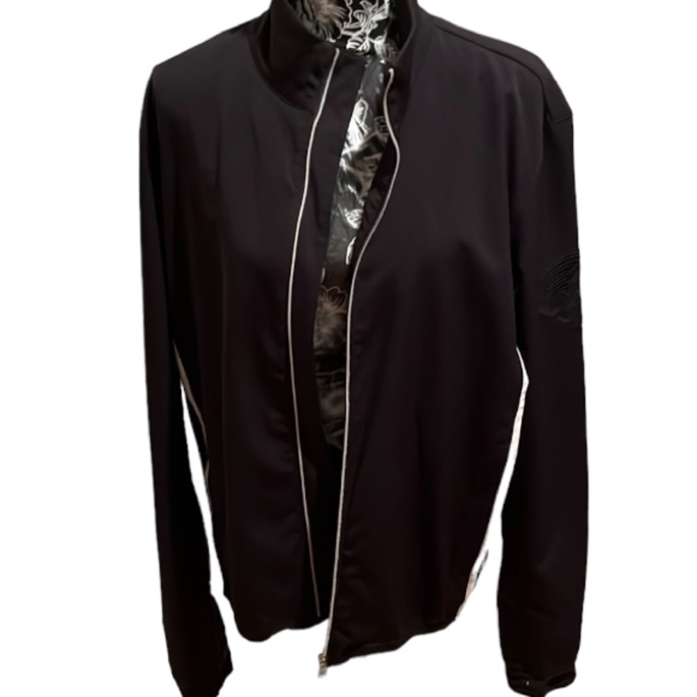 Hugo Boss size  LG- XL mens black jacket classic zip front with pockets